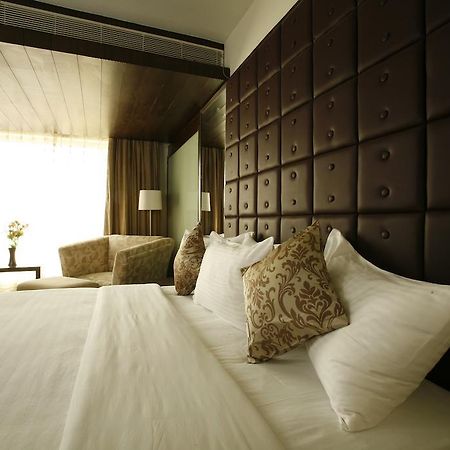 Mango Hotels, Samed Agra Agra  Ngoại thất bức ảnh